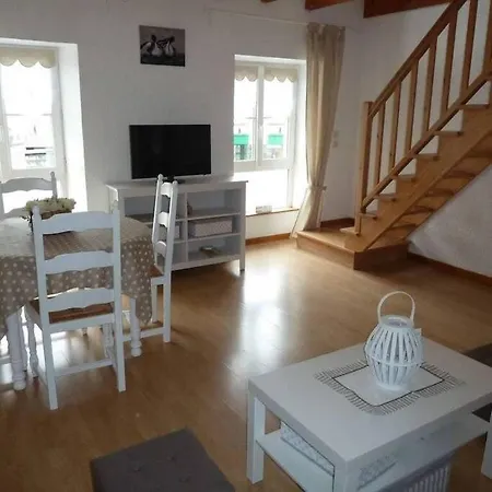 Appartement Les Aigrettes, En Plein Centre, à 200m De La Saint-Vaast-la-Hougue